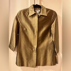 100% SILK top Size 6 Like New